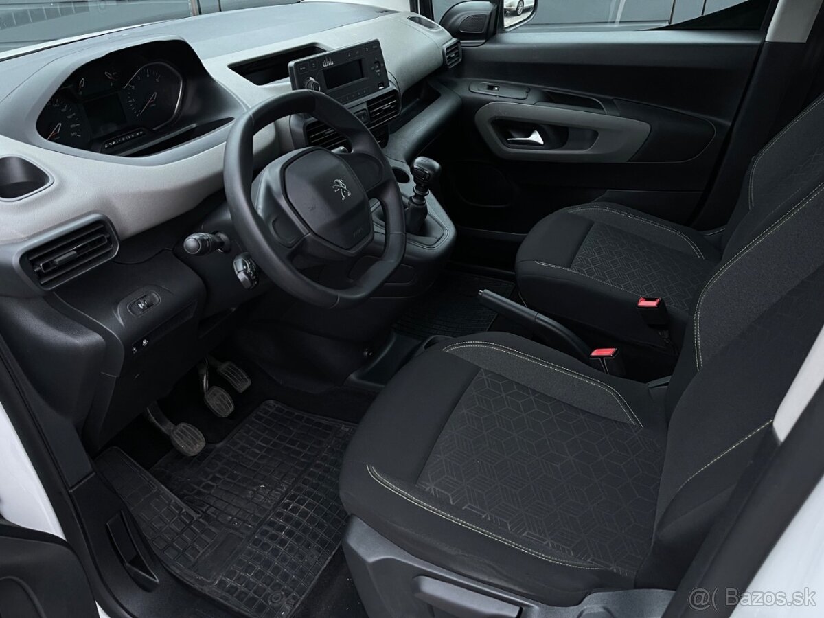 Peugeot Rifter 1.2 PureTech E6d-ISC Active - 9