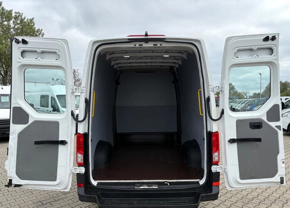 Volkswagen Crafter L3H2 7- miestne 2.0TDi/140koni - 2021 - 9