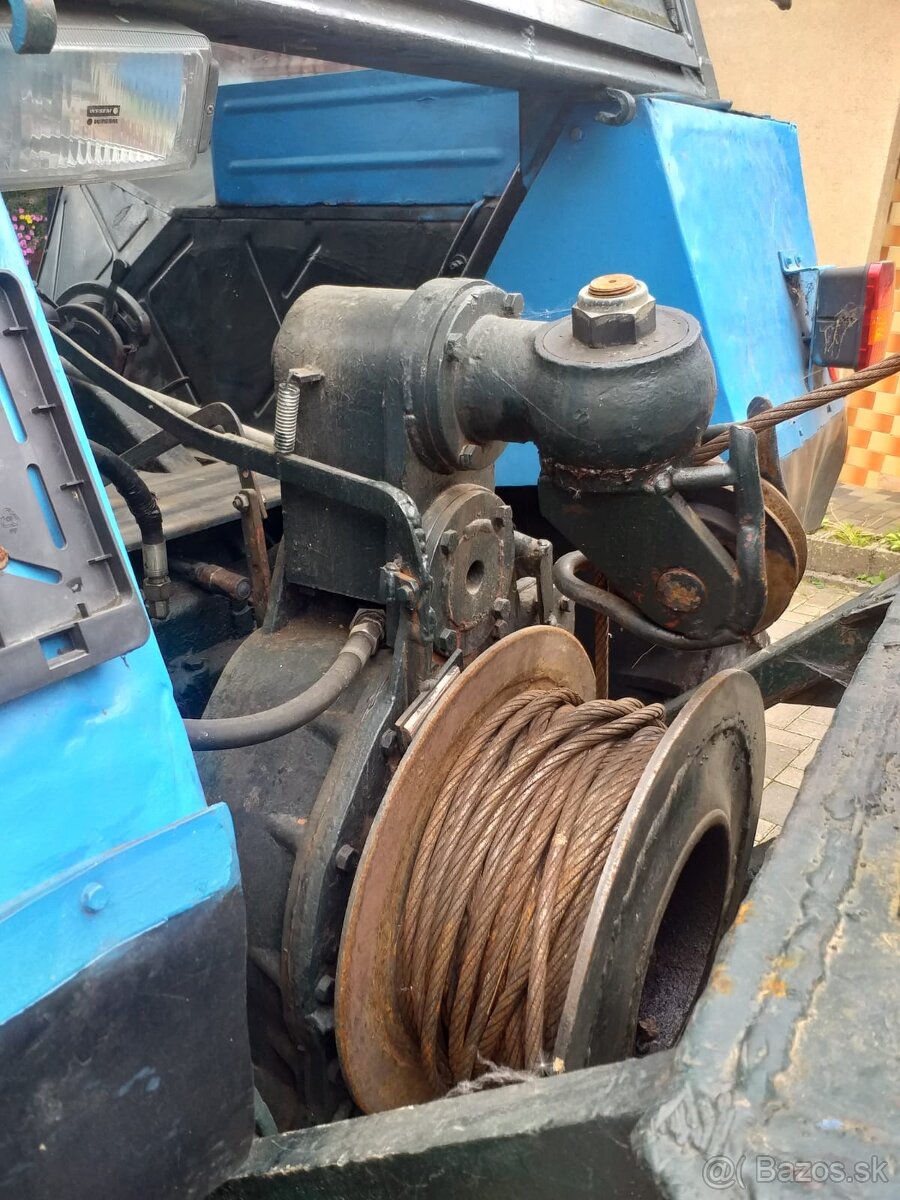 Traktor Zetor 8045 - 9