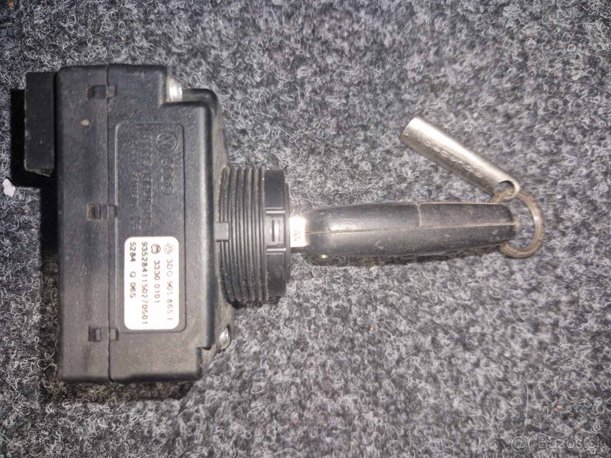 Tlačidlá, kastlík, reproduktory vW Touareg 7l - 9