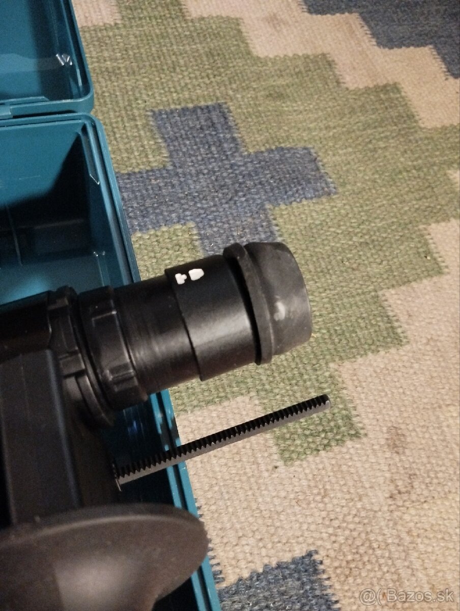 Makita HR2631FT kladivo / vrtačka SDS - 9