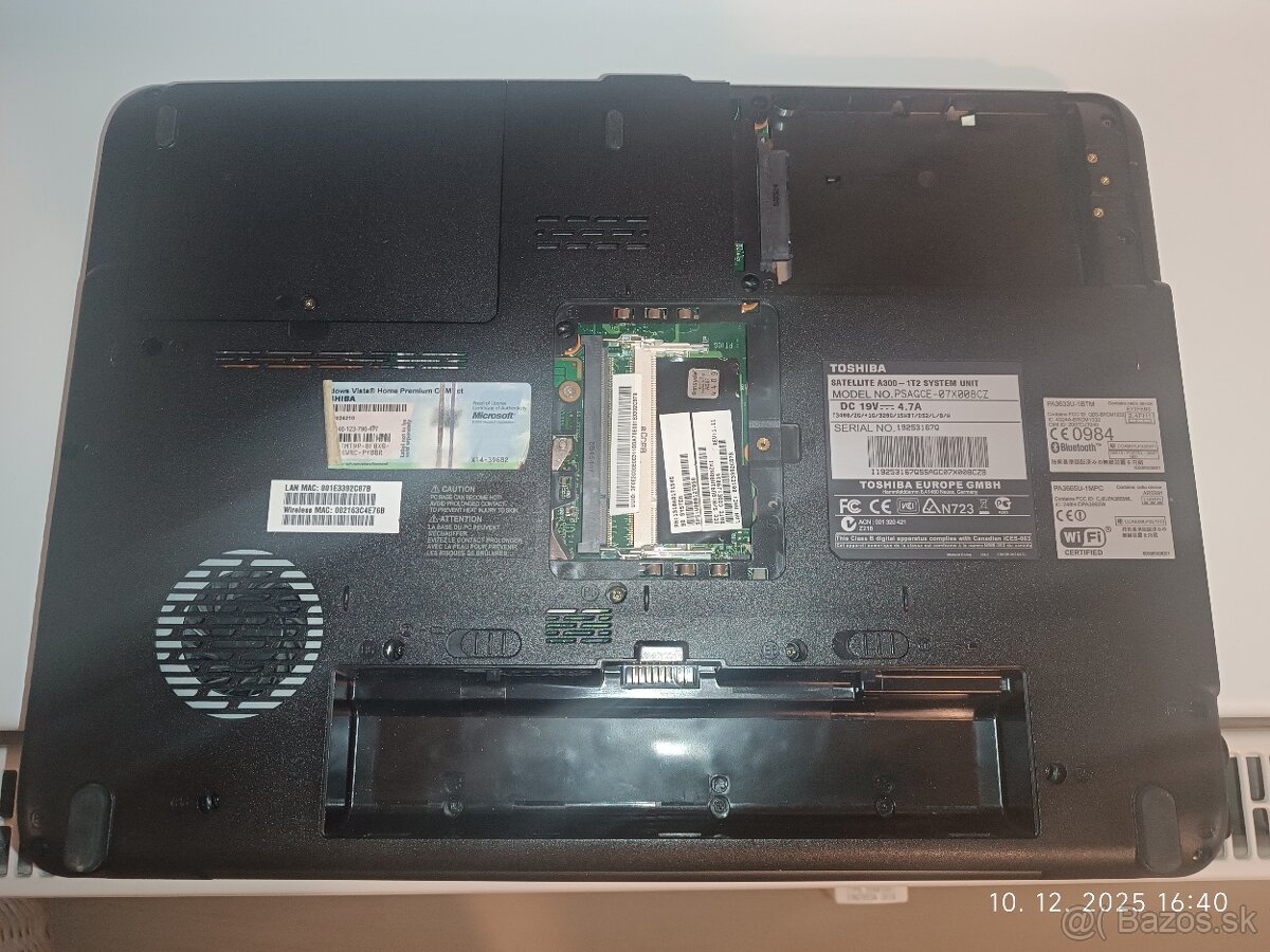Predám na ND notebook Toshiba A300 + RAM + nabíjačku - 9