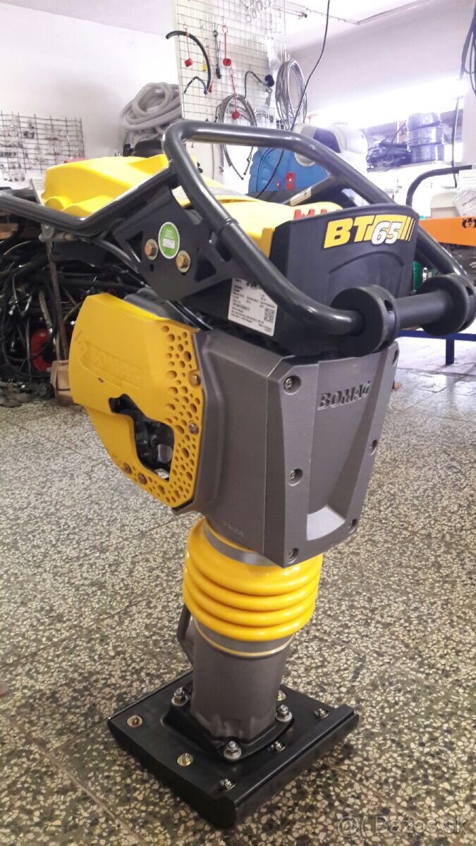 Dumper na prenajom - 9