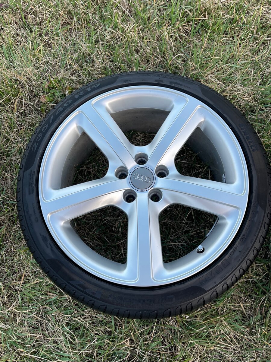 Predám letnú sadu R19 originál z AudiQ5 Audi a6 c6 - 9