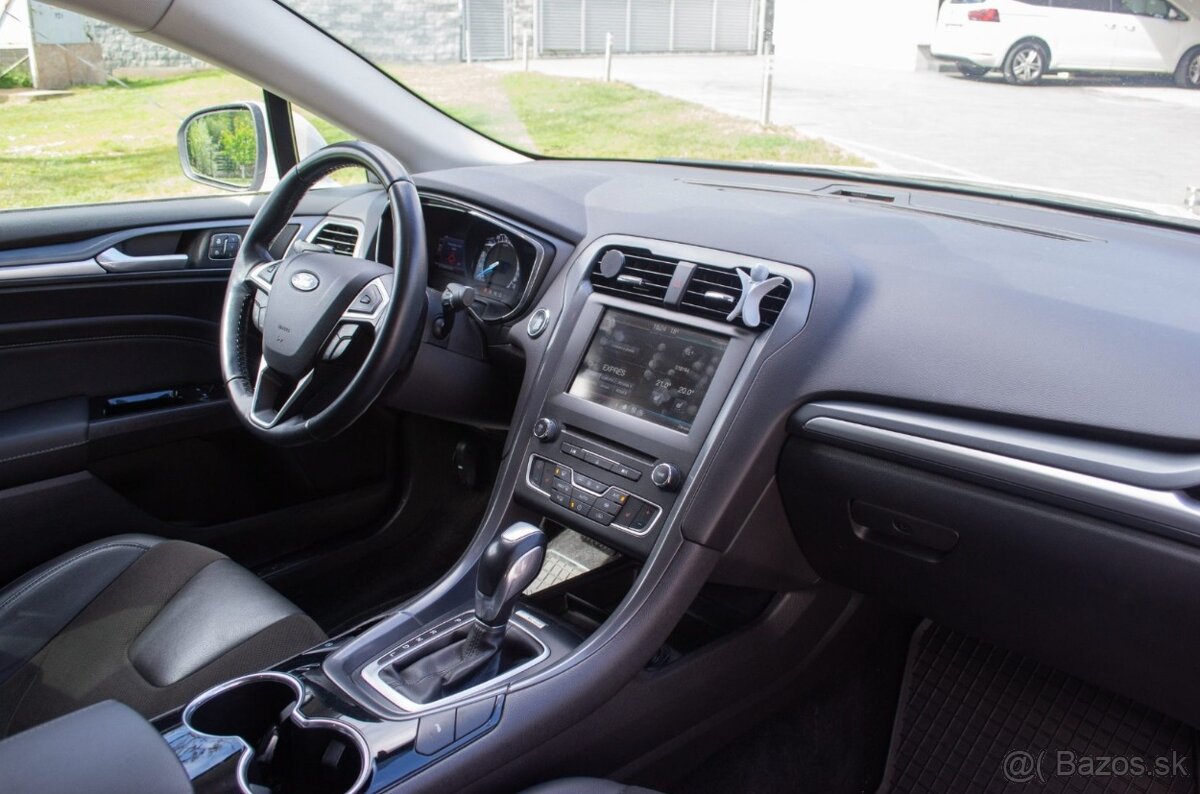 Ford Mondeo 2.0 Hybrid Titanium ODPOČET DPH - 9