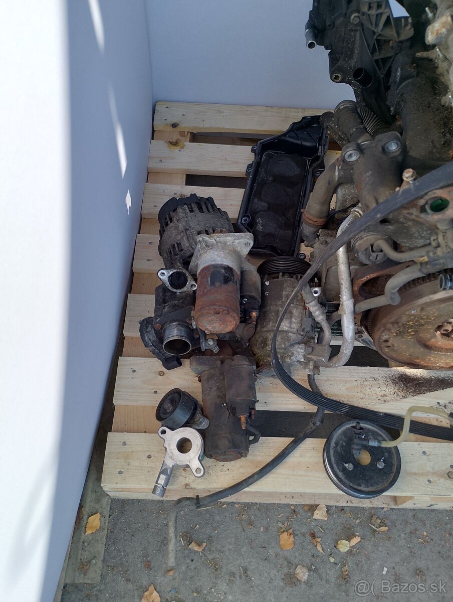 Motor Renault trafic 2.0 dci - 9