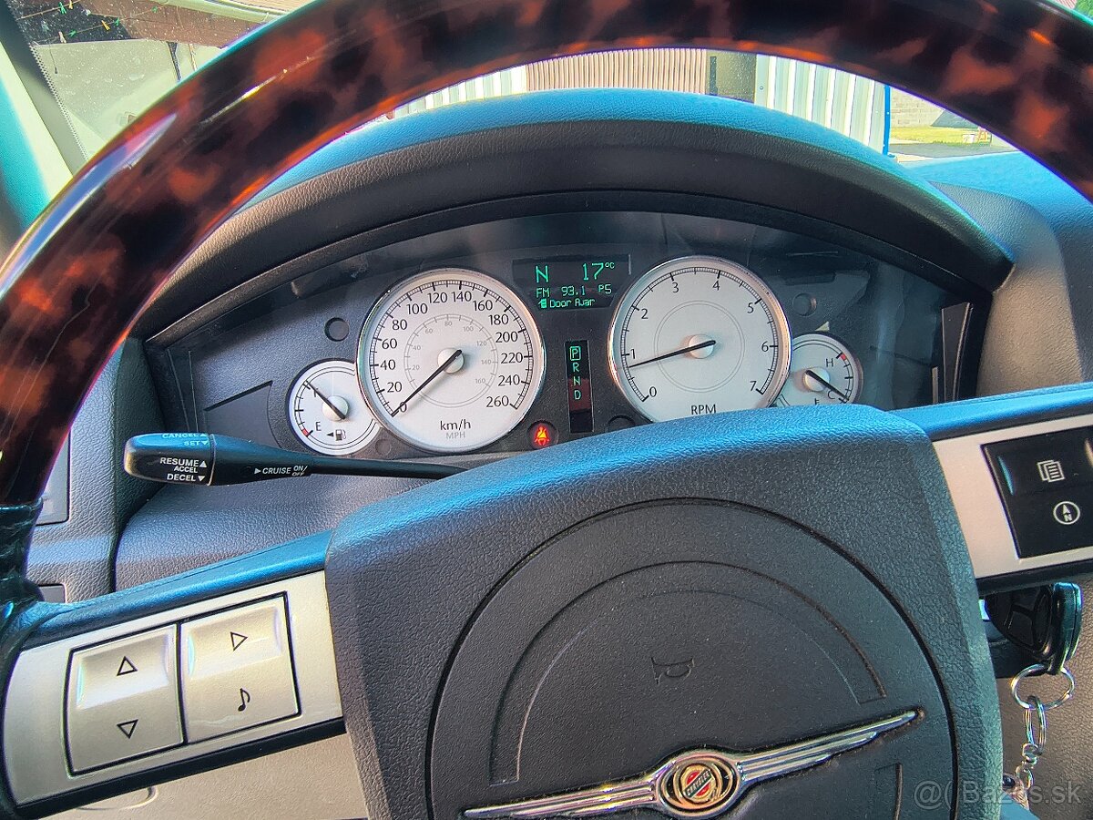 Chrysler 300c Touring - 9