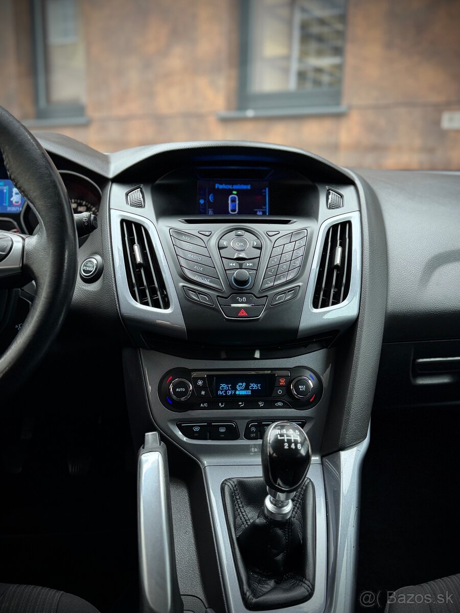 FORD FOCUS Combi 1.6TDCi + Nové zimné pneu - 9