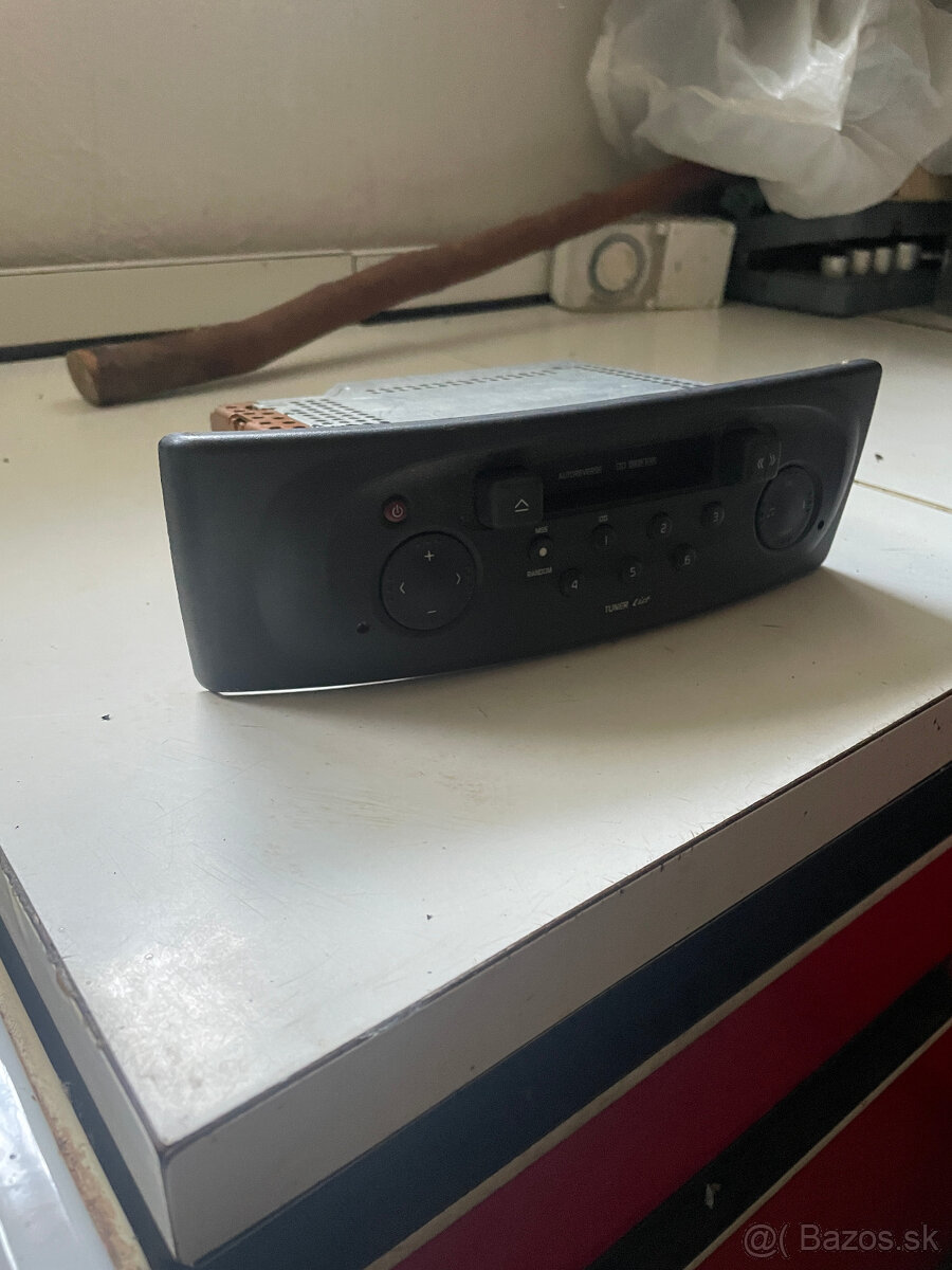 Rádia pre FIAT MAREA-BRAVA-BRAVO a pre RENAULT CLIO - 9