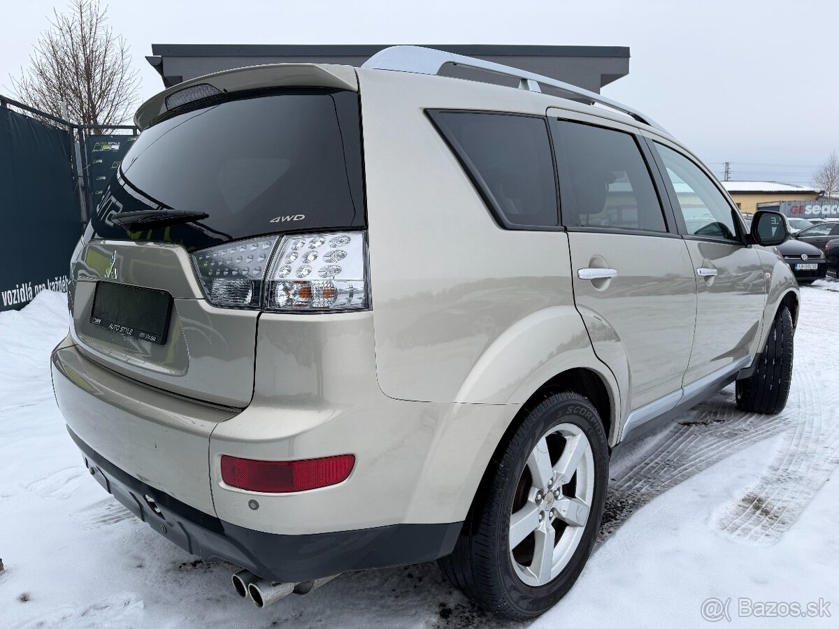 Mitsubishi Outlander 2.2 DI-D Intense - 9