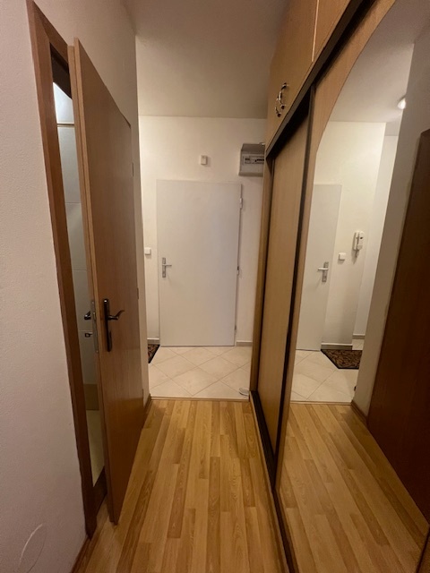 3 izb. byt v Lamači, HEYROVSKÉHO ul. - 9