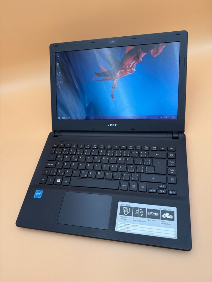 Acer Aspire Intel Celeron N3050 / 4GB RAM / 250GB HDD - 9