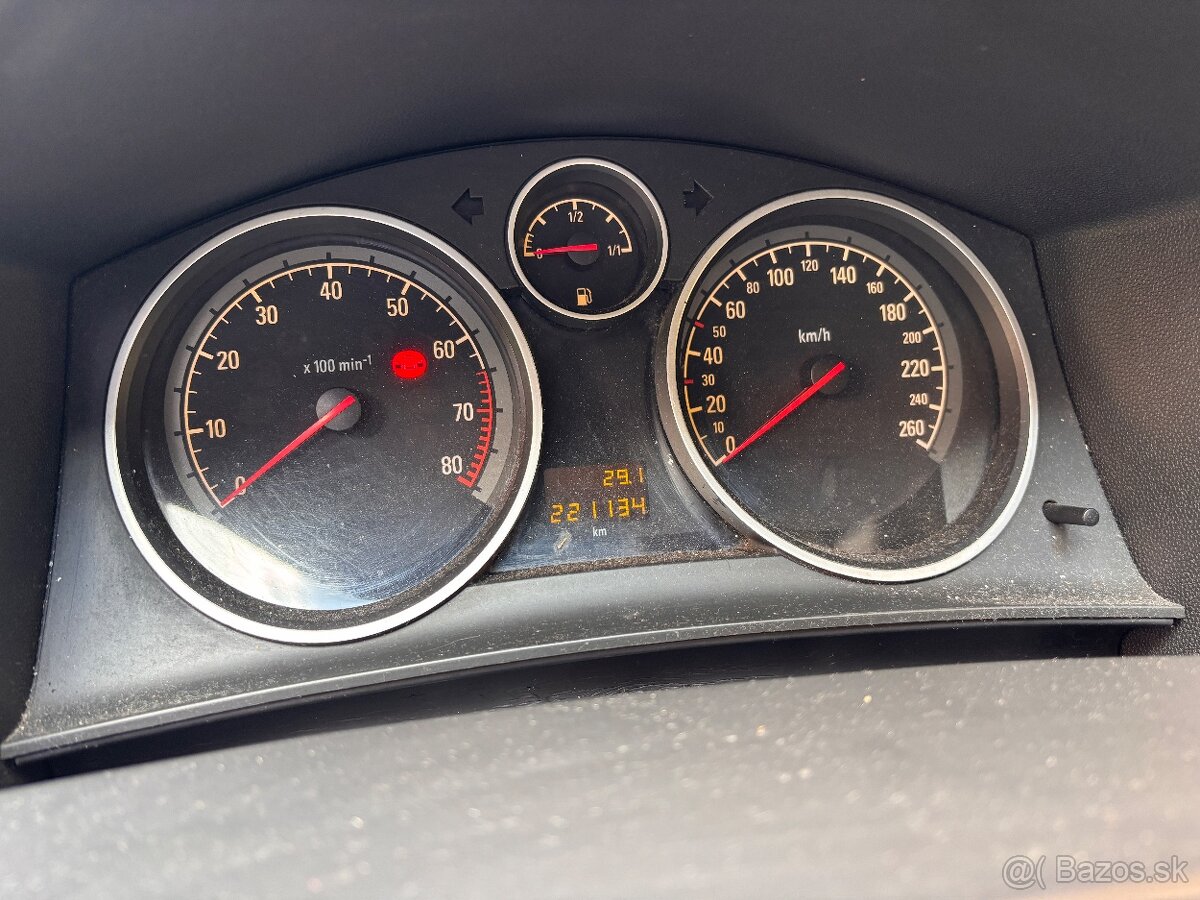 Opel Astra - 9