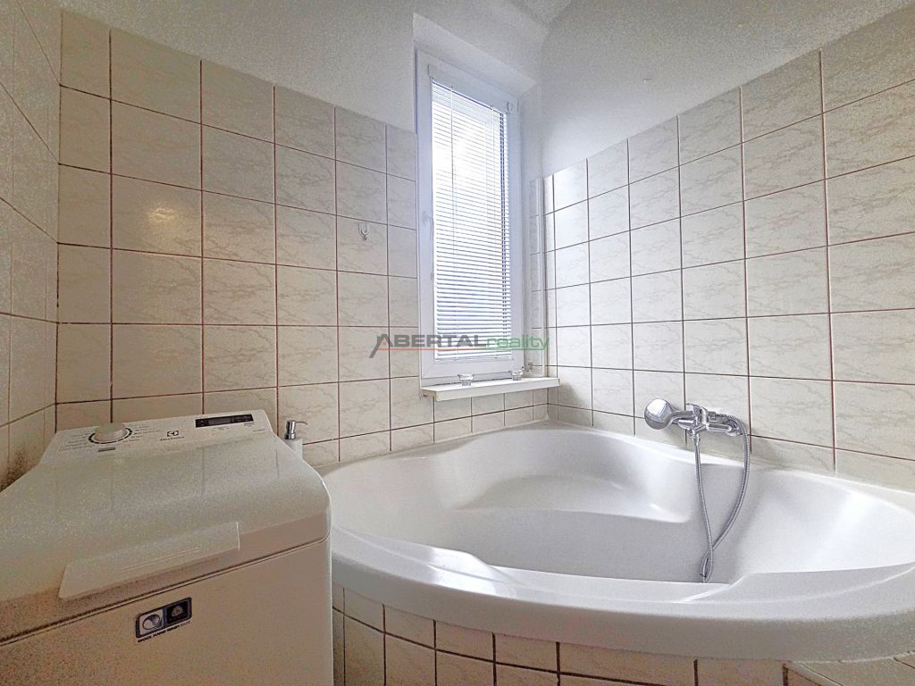 Priestranný a svetlý 1i byt (43 m²), Mesačná ul., Ružinov, B – foto 12