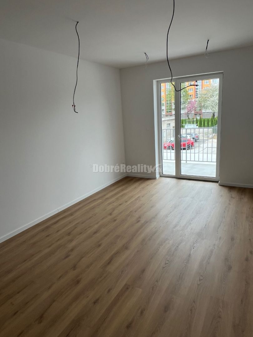 Ponukame na predaj nádherný 2 izbovy byt v novostavbe RIVERS - 9