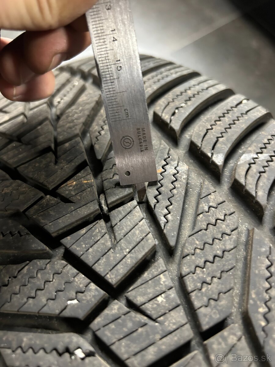 Pneumatiky Hankook Winter icept evo3 W330 245/40 R19 - 9