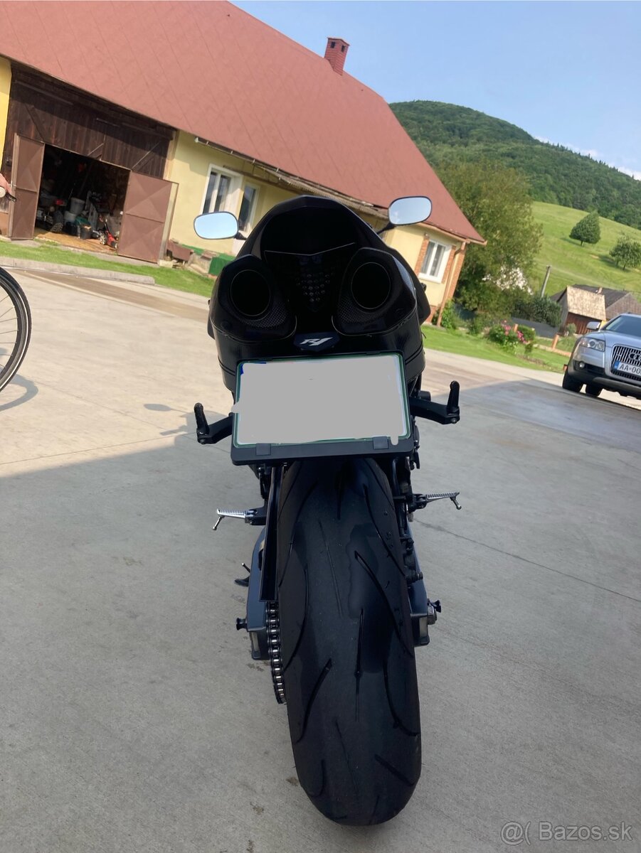 Yamaha R1, Big Bang, Facelift - 9