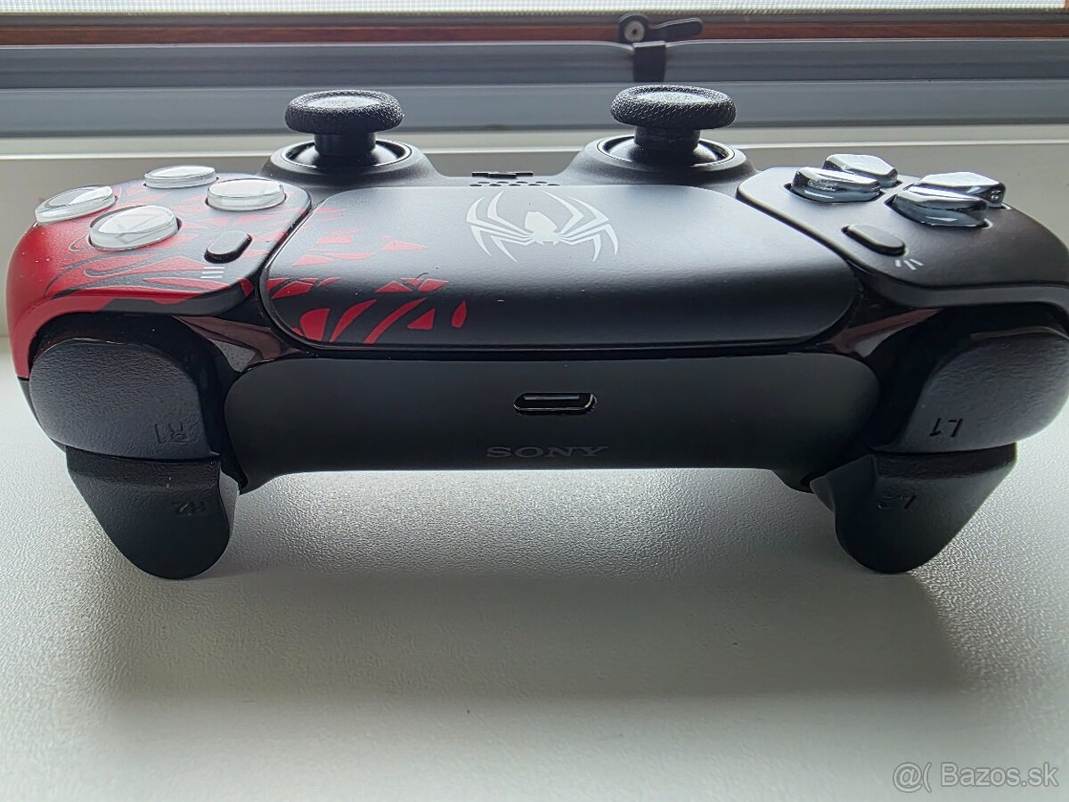 PS5 DualSense Wireless Controller Spider-Man 2 - 9