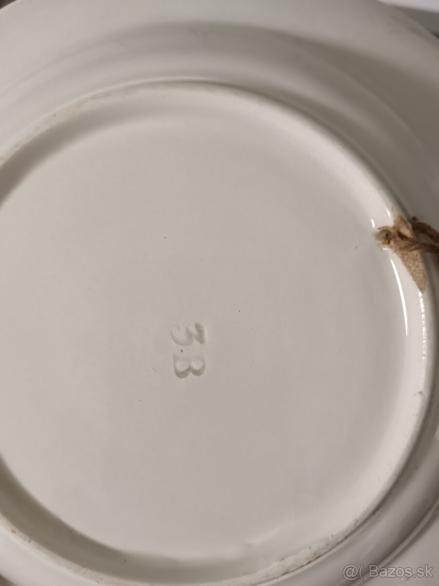 Starožitný tanier - 9