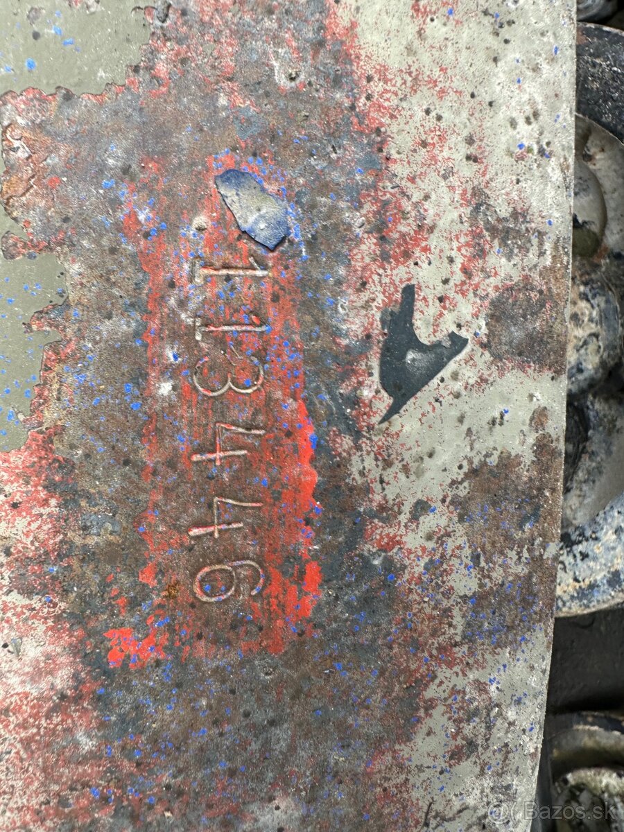 PRAGA V3S 6X6 1994 VIN 446 - 9