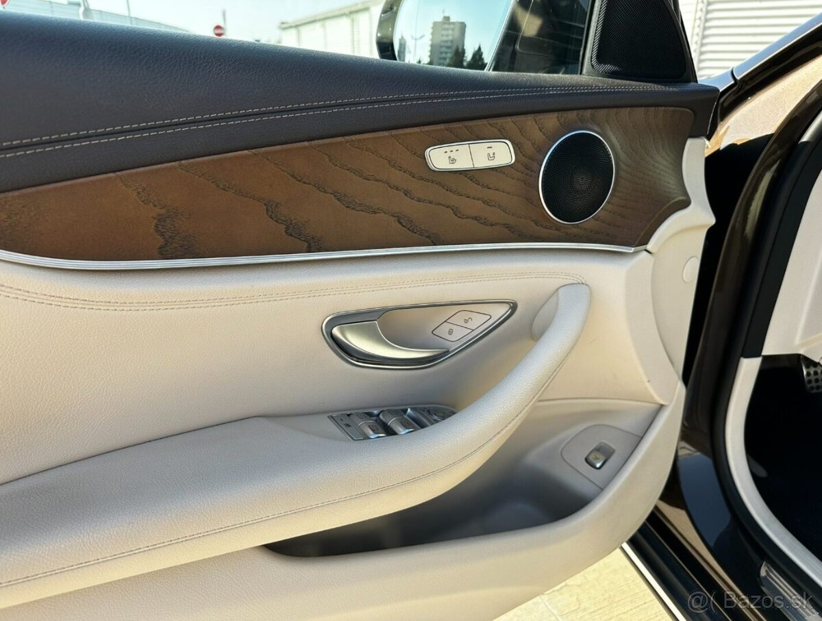 Mercedes-Benz E 220 d 4MATIC AllTerrain - 9
