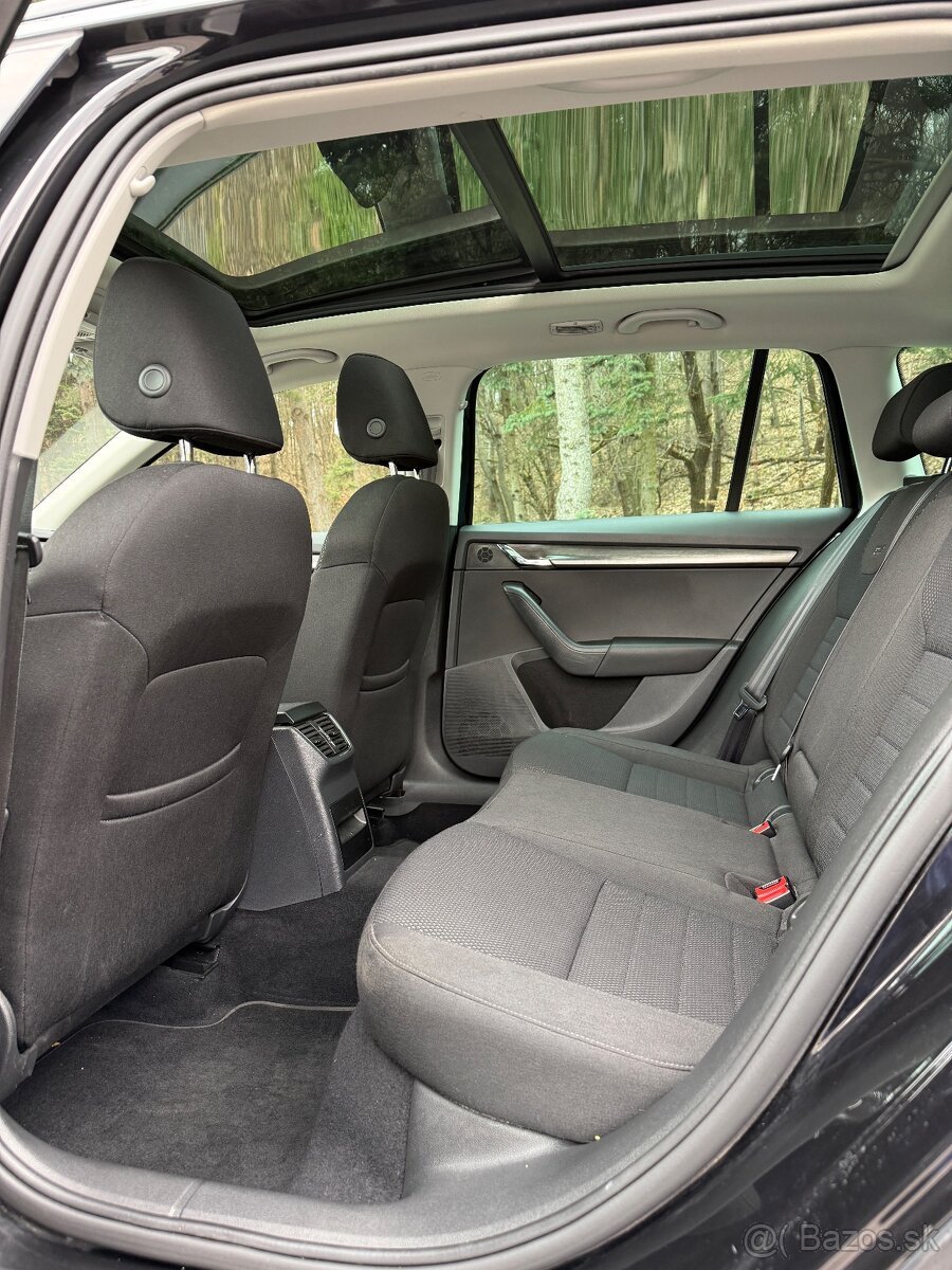 Škoda Octavia 3 Scout TDi - 9