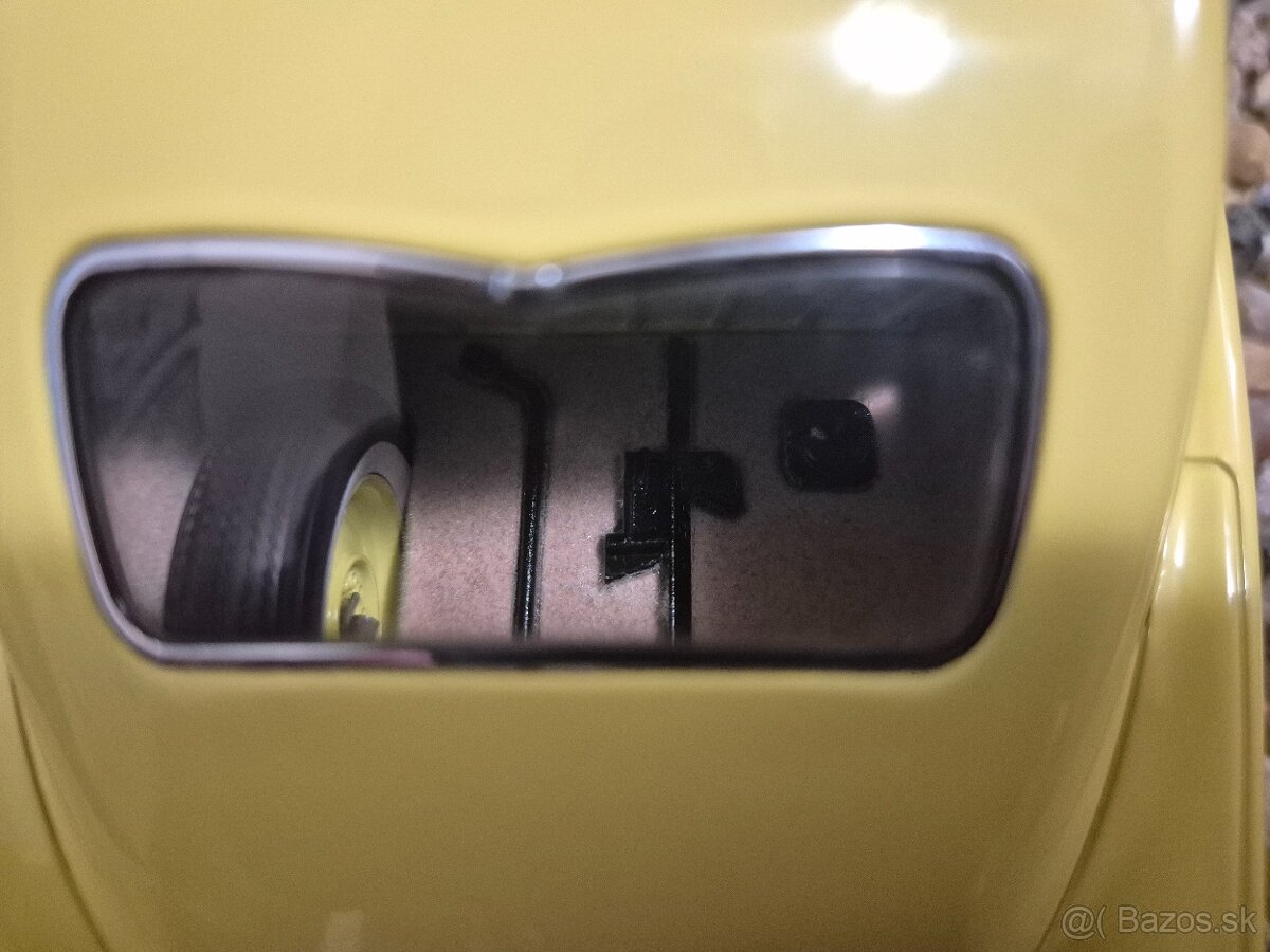 Prodám model 1:18 Kaiser Henry J. 1951 - 9