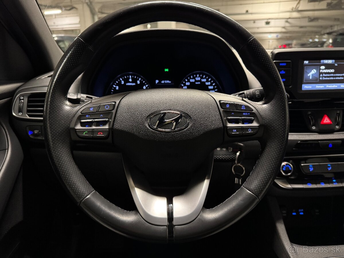 Hyundai i30 Automat 1,4 T-GDI benzín GO 140 koní 2018 - 9