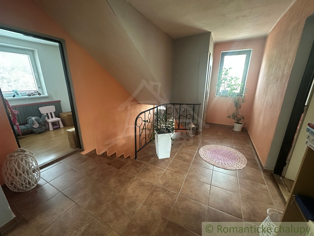 Dom na polosamote s veľkým pozemkom, Detvianska Huta - 9