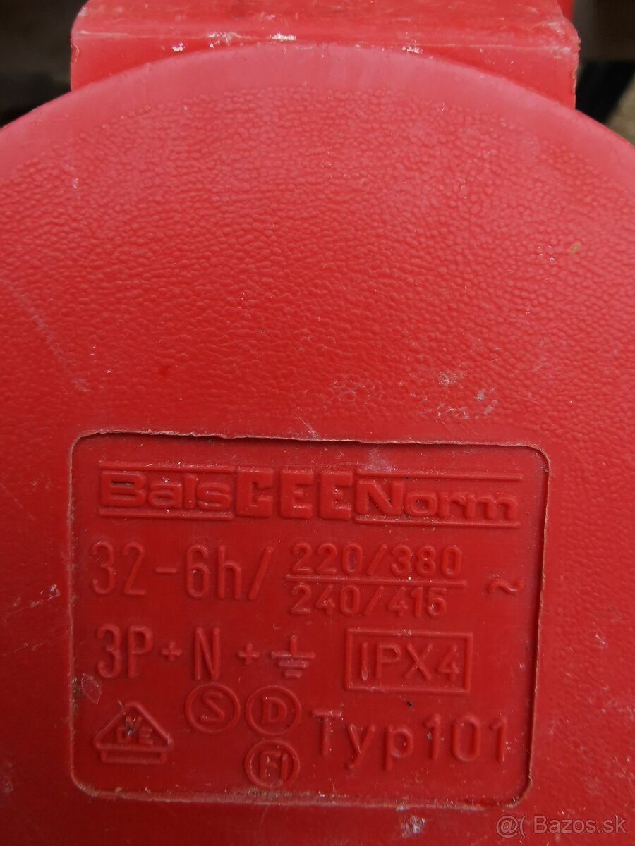 Predám rozvodnú skriňu - 9