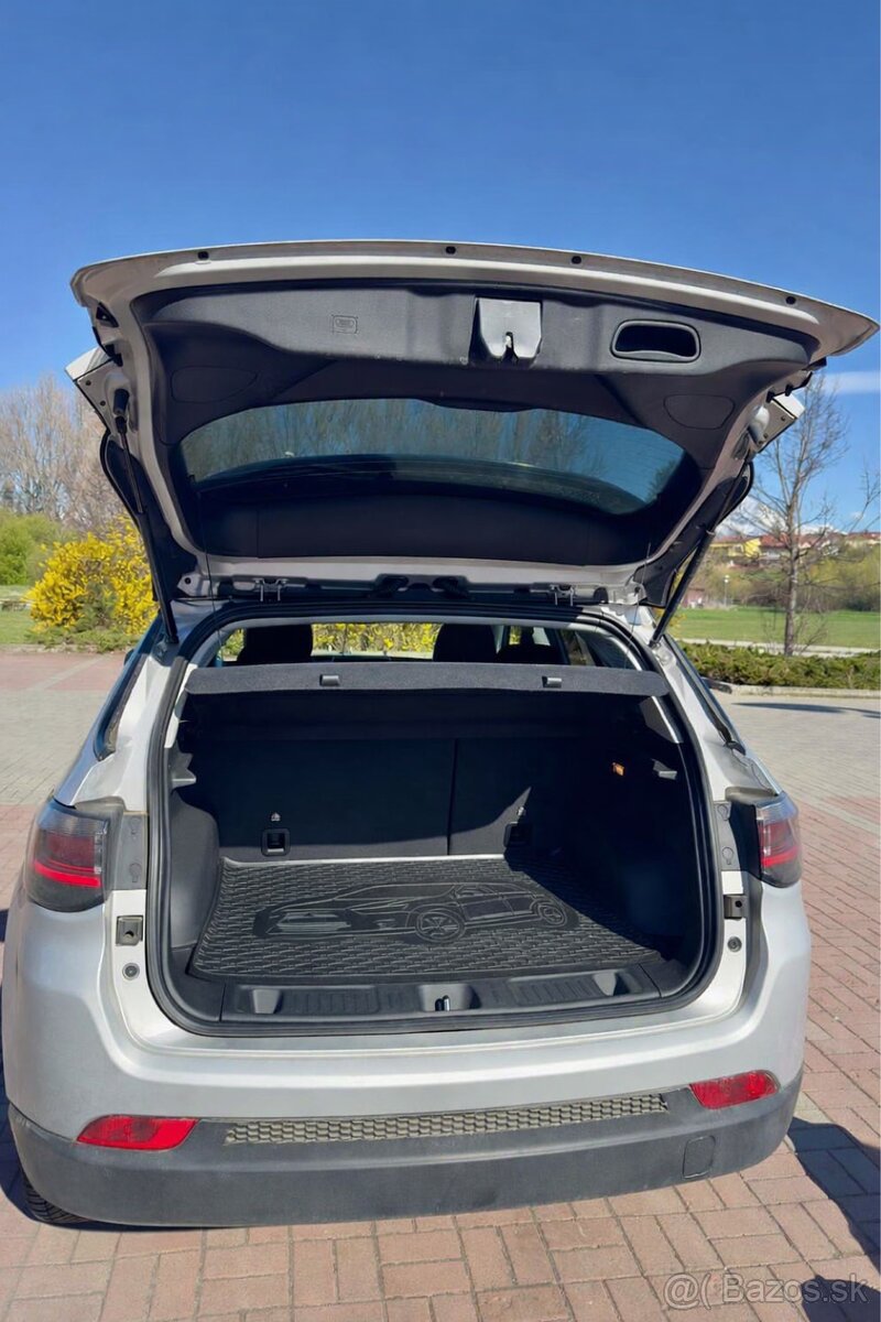 AKCIA JEEP COMPASS Plugin Hybrid 4XE 240k V ZÁRUKE - 9