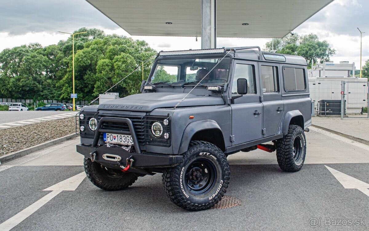 Land Rover Defender SW110 2.4 TD4 - 9