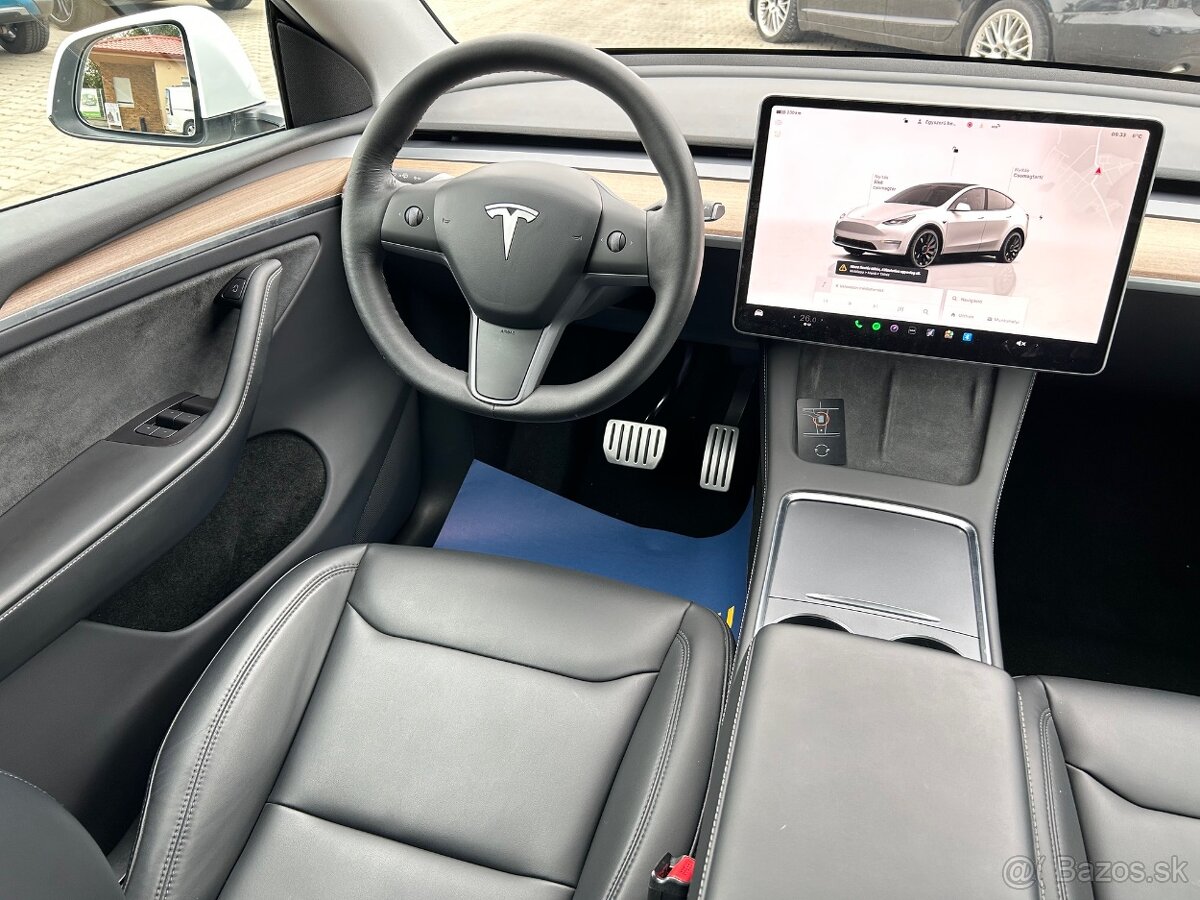 Tesla Model Y PERFORMANCE 393kW Dual Motor AWD FSD - 9