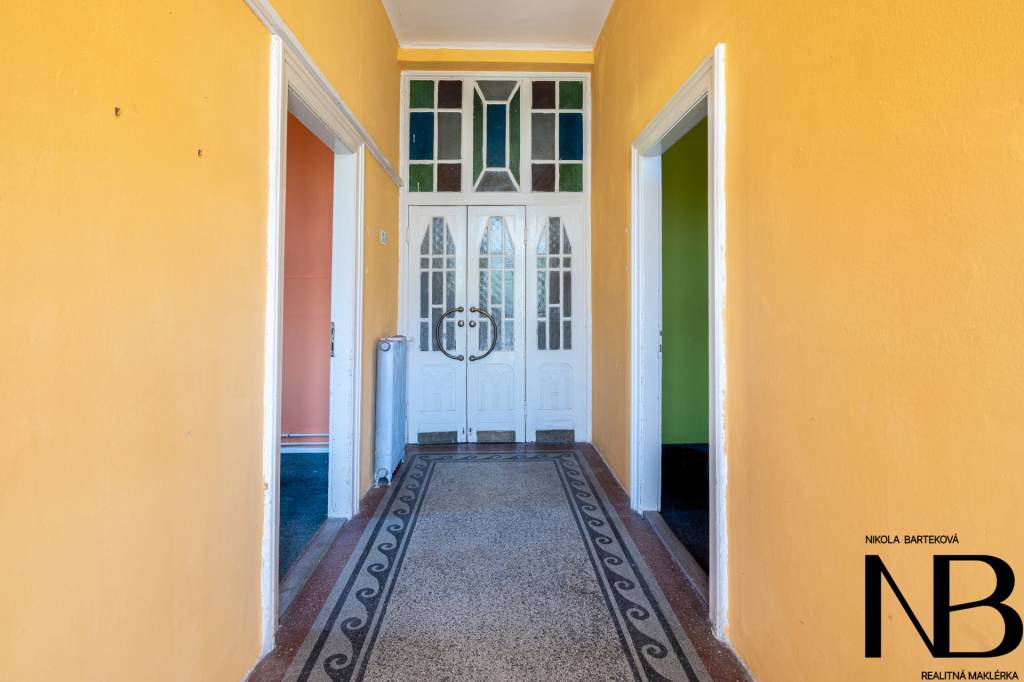 Exkluzívna vila na predaj – prestížna adresa v širšom centre - 9