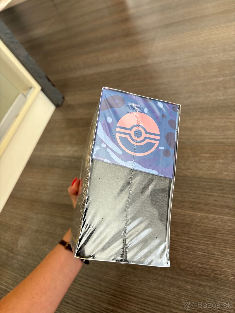 Pokémon Chaos Rising Elite Trainer Box - 9