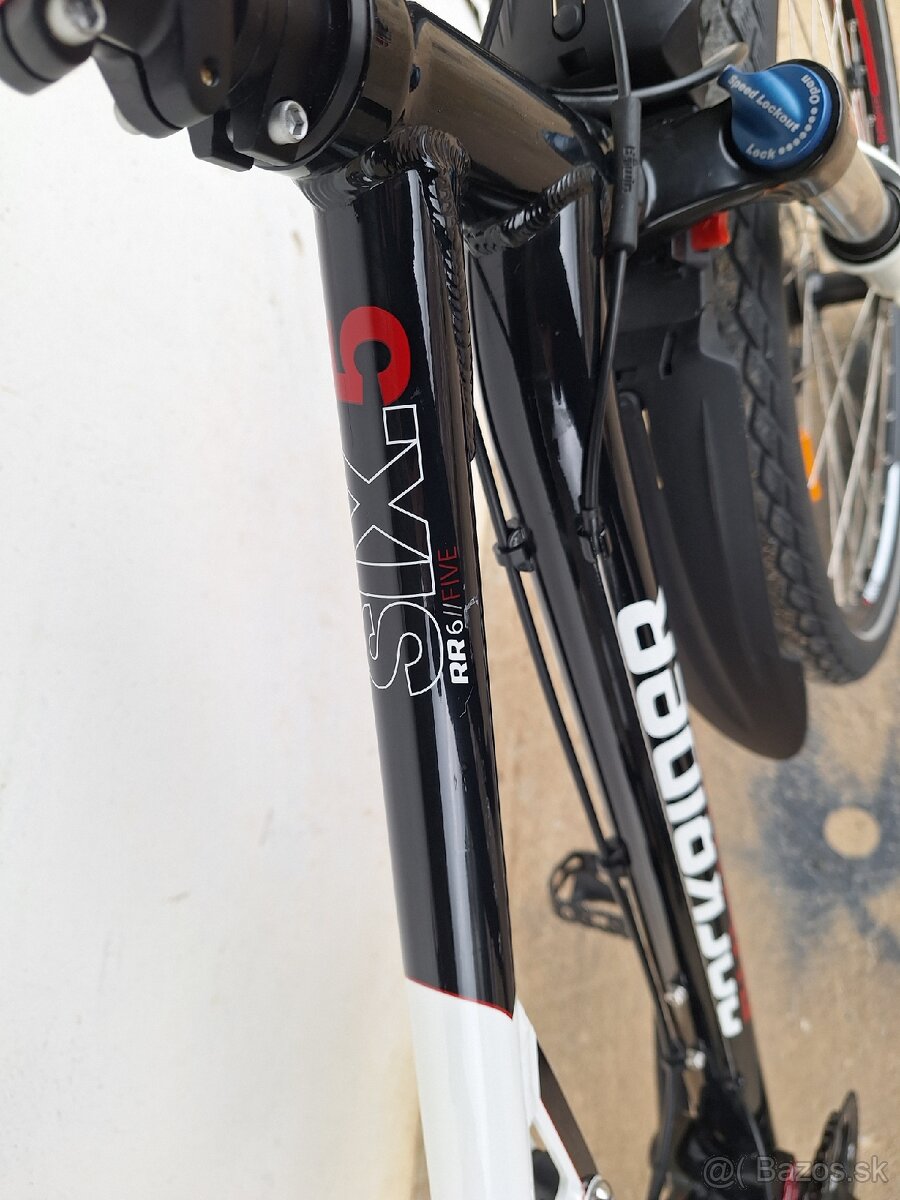 Celoodpružený horský bicykel Rockrider SIX.5 - 9