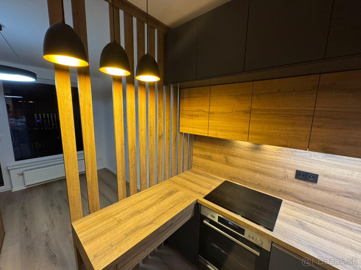 Prenajmem 1-izbový byt v Dúbravke - 9