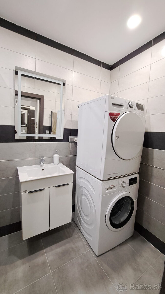 Krásny 2-izbový byt v centre Popradu na prenájom - 9