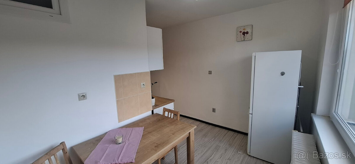 2 izbovy byt v Trstenej - 9