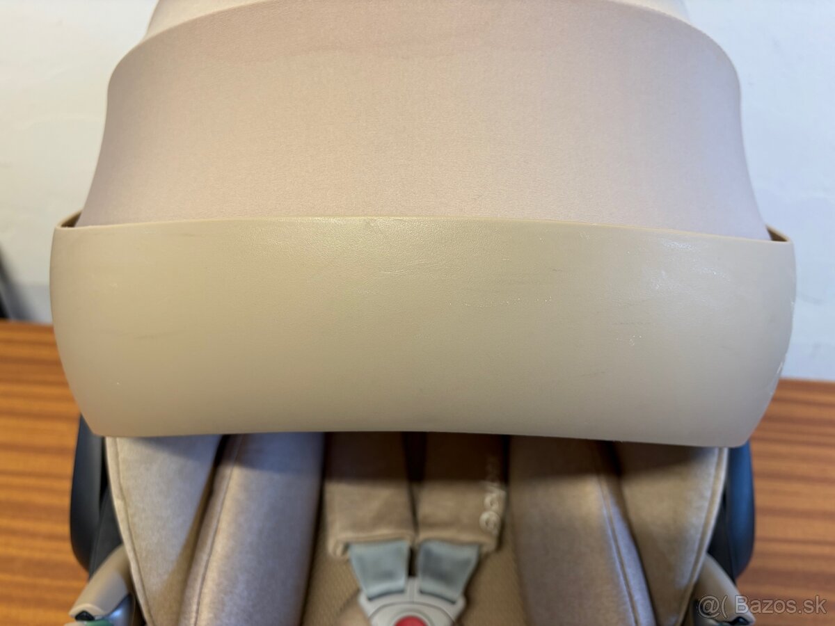 Polohovateľná autosedačka Cybex Cloud T i-Size plus - 9