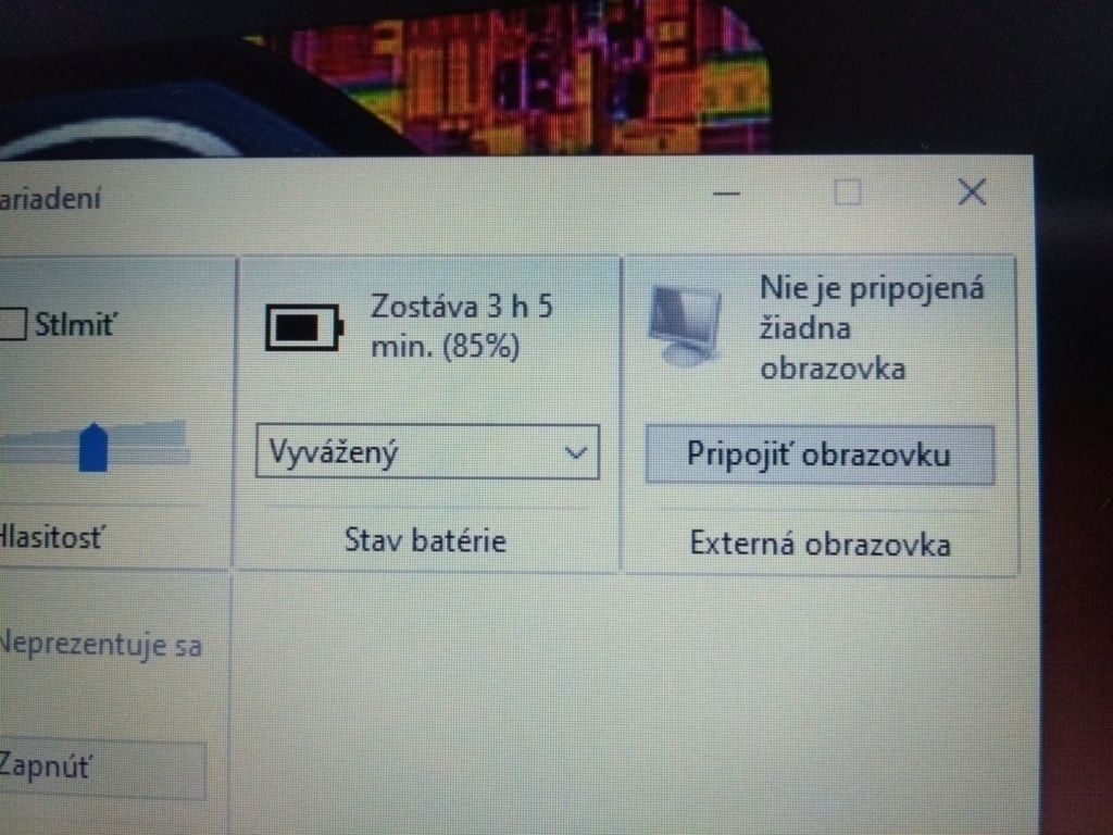 predám HP elitebook 2540p ,Intel® Core™ i7 ,4gb ram ,ssd - 9