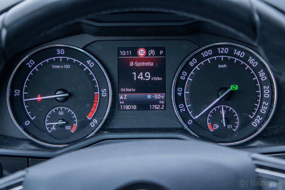 Škoda Superb Combi 1.6 TDI STYLE / PREVERENÉ - 9