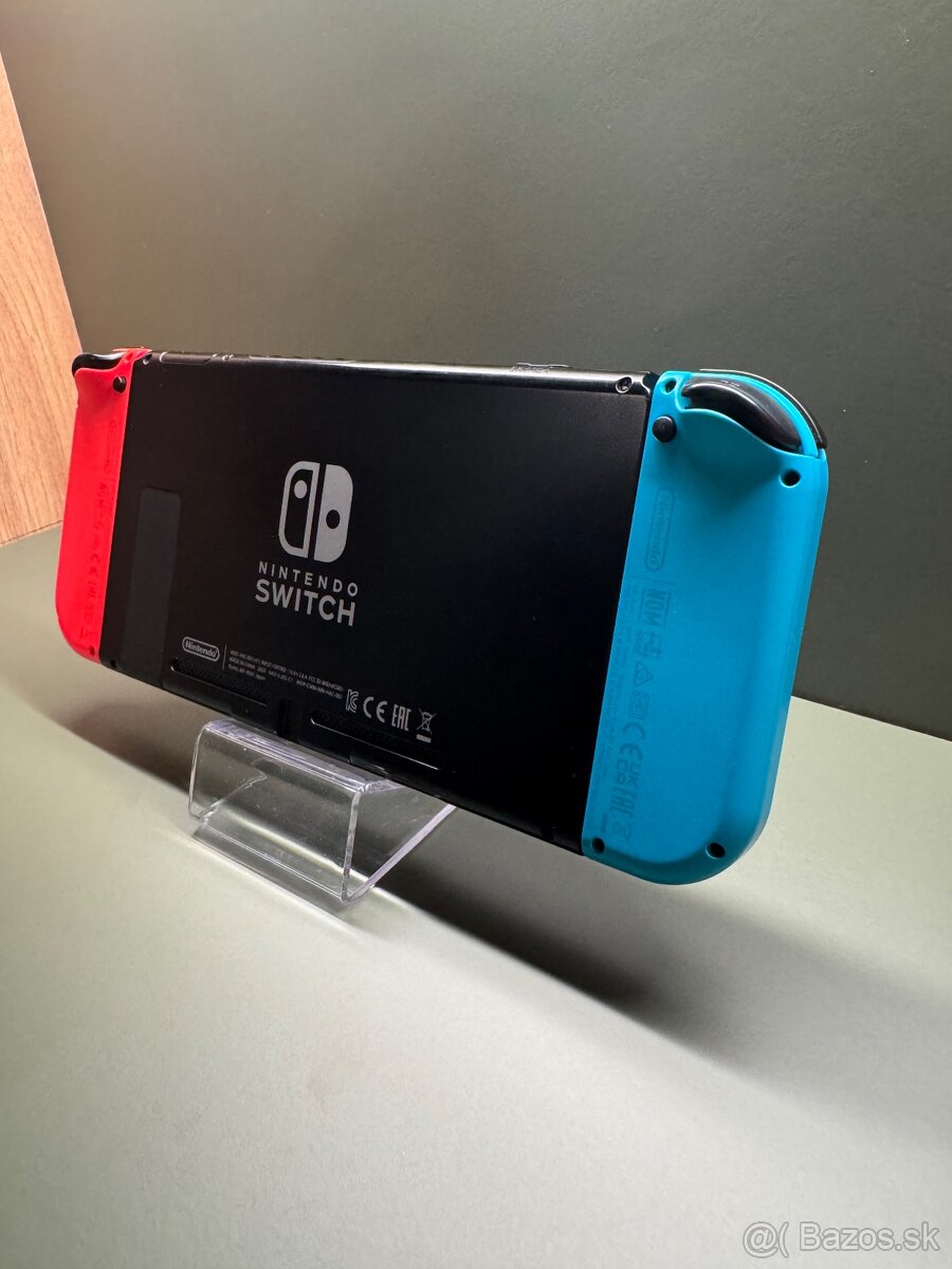 Nintendo Switch V2 - 9