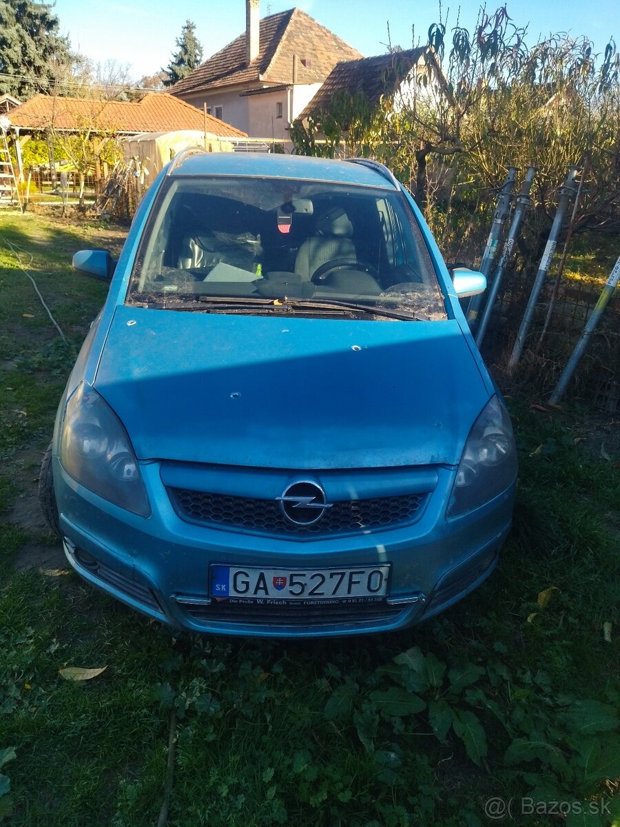 Opel Zafira na náhradné diely. - 9