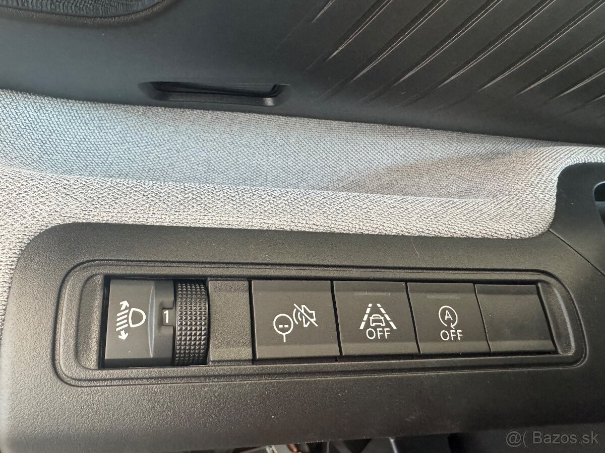 Citroën C3 Aircross PLUS Turbo 100 BVM6 - 9