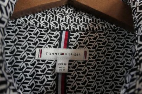 TOMMY HILFIGER MONOGRAM luxusne dlhe damske saty S/M - 9