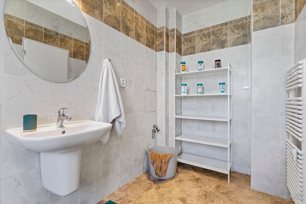 Prenájom 2,5 izbového bytu 65 m2 terasa Gorkého Staré Mesto - 9