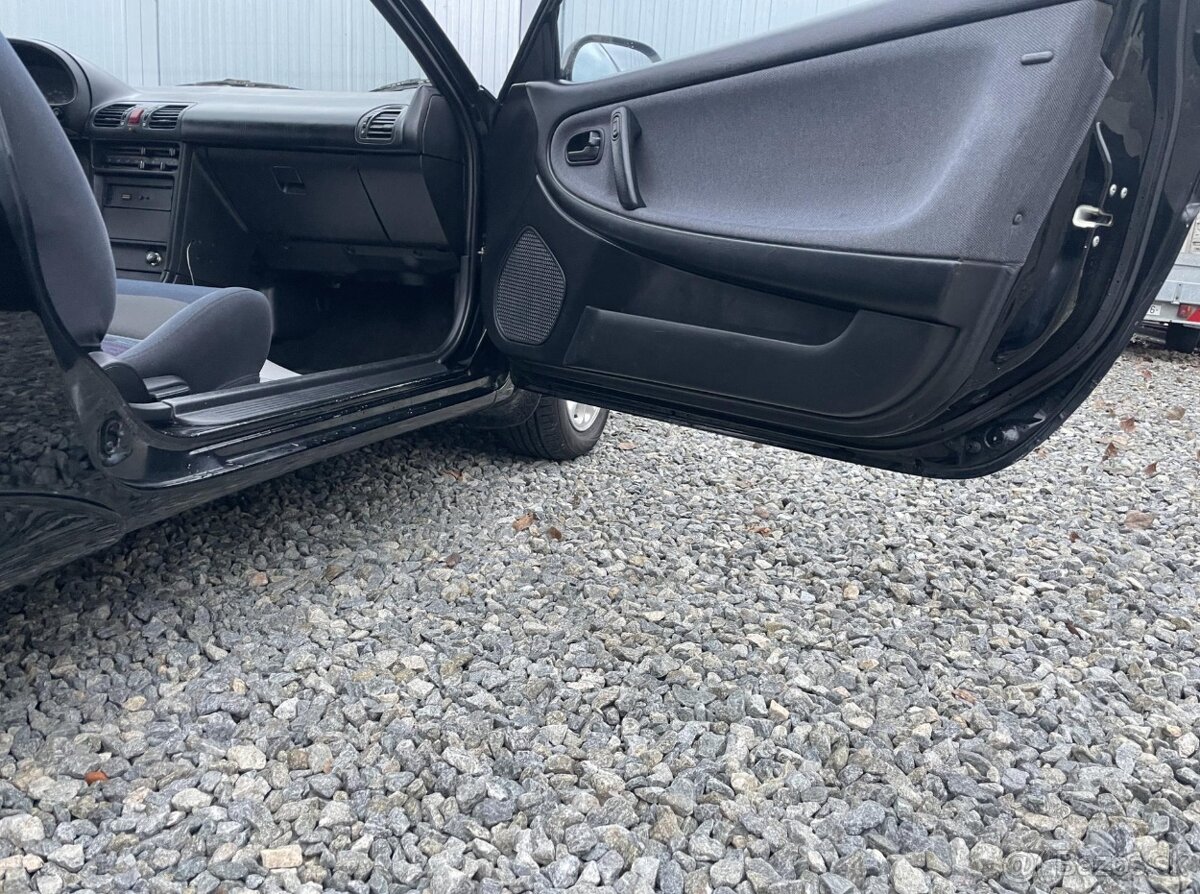 Mazda MX-3 1.8i V6 133PS 1992 YOUNGTIMER - 9