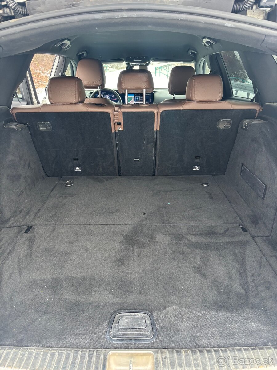 Mercedes-Benz E220d All-Terrain - 9