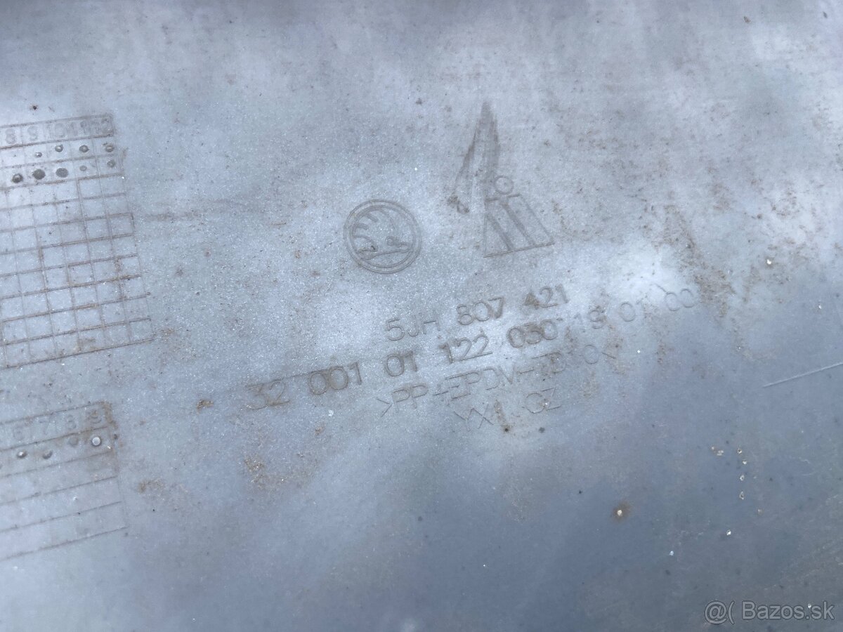 Skoda Rapid liftback - 9